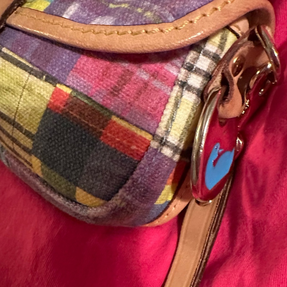 Dooney & Bourke Patchwork Crossbody Bag 13 x 7” & Flats SZ 9 plus Bonus wristlet - Picture 16 of 16